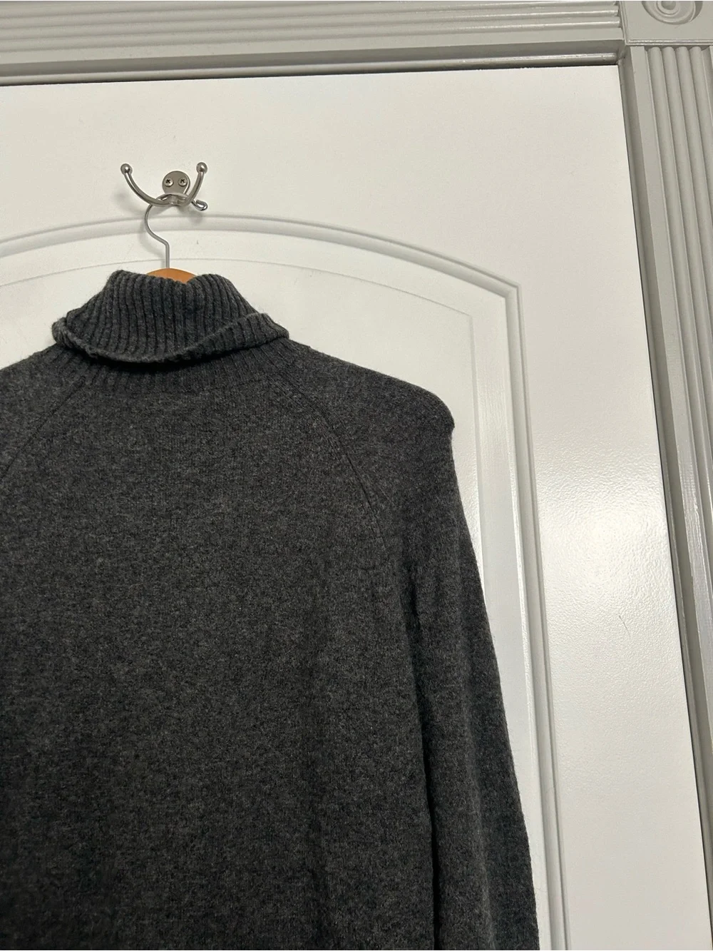 J. Crew Wool Alpaca Blend Turtleneck Sweater size Large chic preppy minimalist